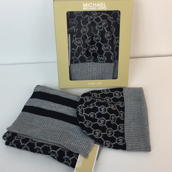 Michael Kors  Scarf & Beanie Hat Set - Picture 4 of 8